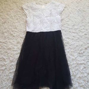 COPY - Kids black and white dress